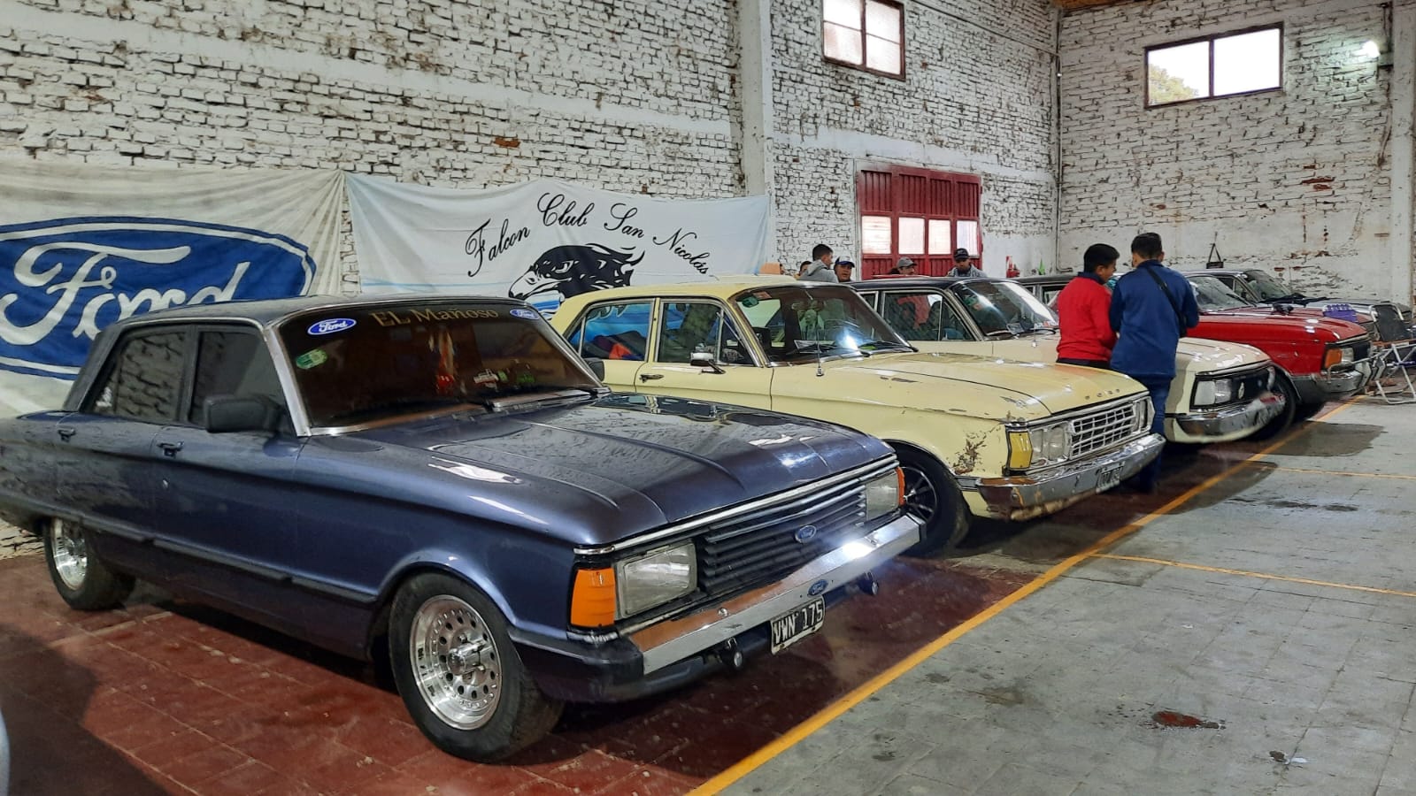 Más de 100 vehículos en el Encuentro Nacional de Autos en Metileo