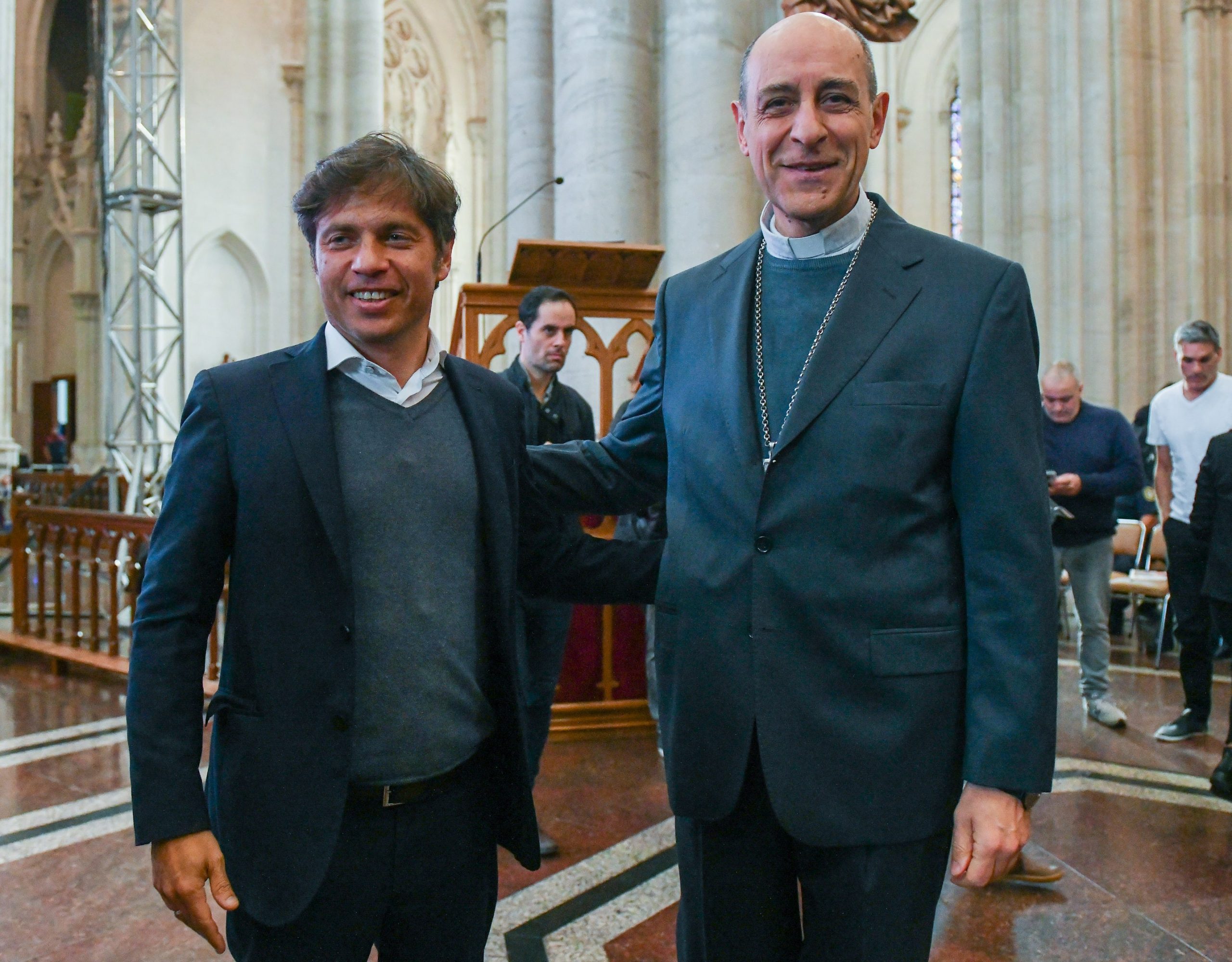 Kicillof participó de un acto en reconocimiento al Papa Francisco en la Catedral de La Plata