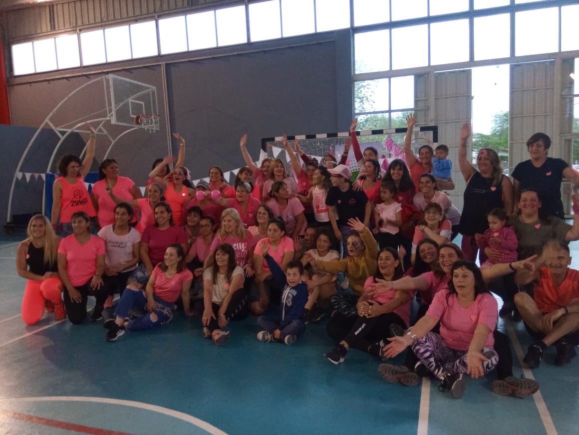 BERUTI SE MOVIÓ A RITMO DE ZUMBA