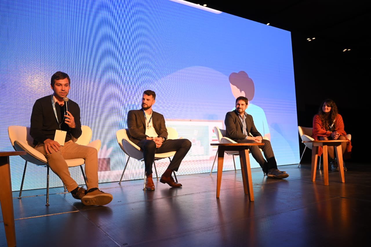 El Diputado provincial Valentin Miranda, participó en un panel de Somos Industria 2022