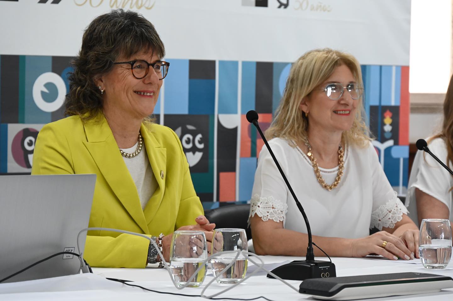 LA VICERRECTORA MARÍA EMA MARTÍN INAUGURO LAS 8° JORNADAS