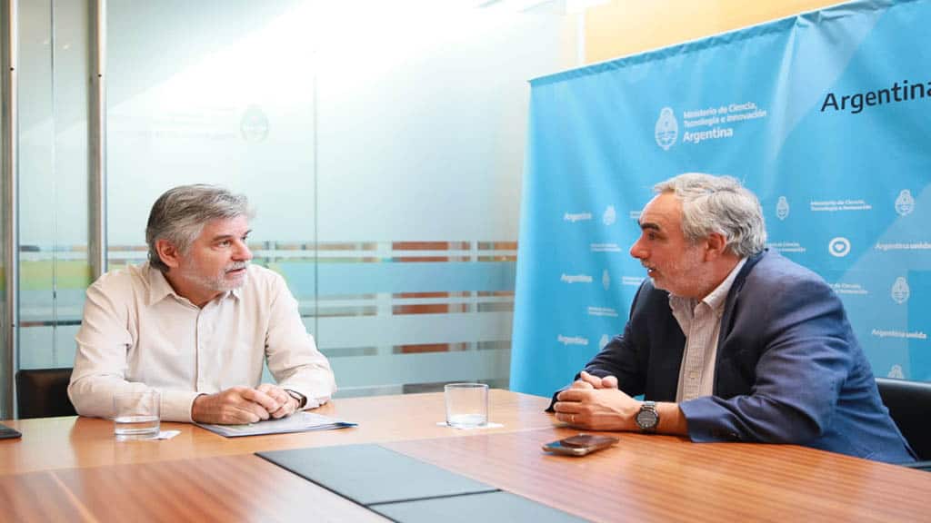 EL INTENDENTE FERNÁNDEZ SE REUNIÓ CON EL MINISTRO DE CIENCIA, TECNOLOGÍA E INNOVACIÓN PRODUCTIVA DE NACIÓN, DANIEL FILMUS