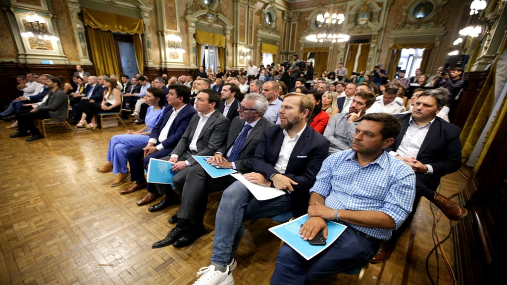 Kicillof y Alak presentaron las obras que completarán las 12 mil nuevas plazas en cárceles y alcaldías