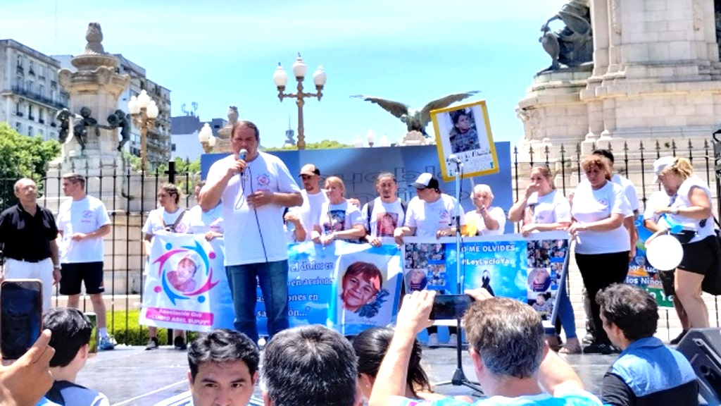 Marcha nacional: a un año del crimen de Lucio Dupuy, su familia pidió justicia desde Buenos Aires