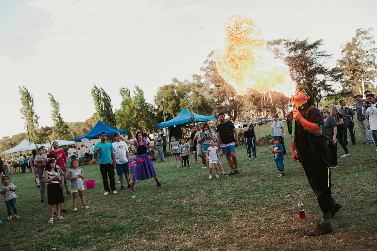 GRAL PICO: EXITOSO COMIENZO DE LA EXPO VERDE PRIMAVERA