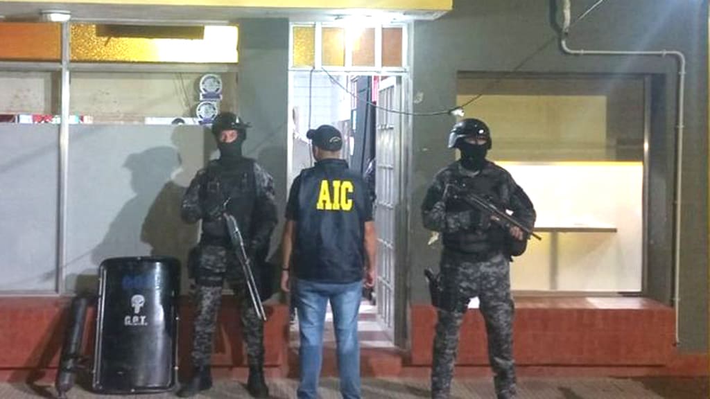 Conocido Cantante de cumbia detenido por realizar juegos clandestinos