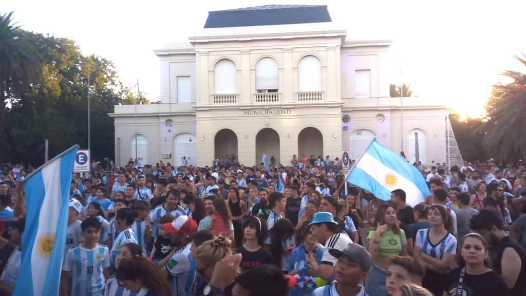 Gral. Pico: Video del festejo de la victoria Argentina, con alegría e incidente policial