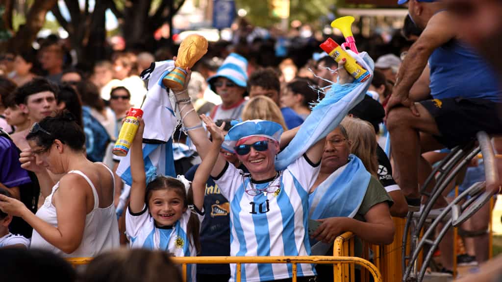 Trenque Lauquen: Multitudinario festejo por el triunfo de la selección Argentina