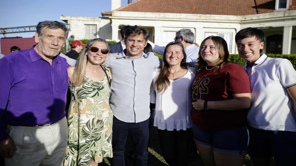 Kicillof presentó la tercera edición del programa Viajes de Fin de Curso