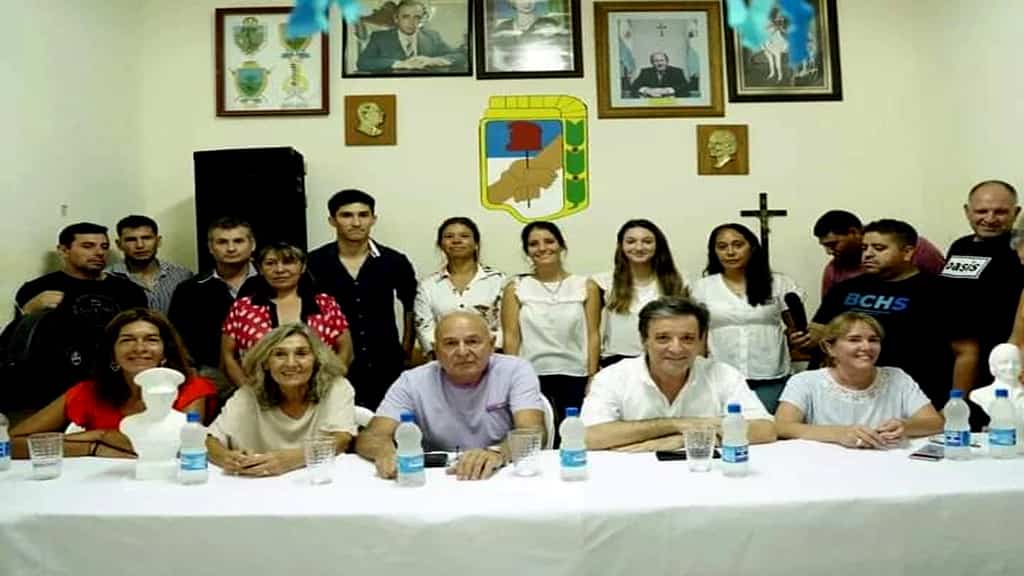 Daniel Bonetto lanzó su candidatura a intendente de Quemú Quemú acompañado de Alicia Mayoral