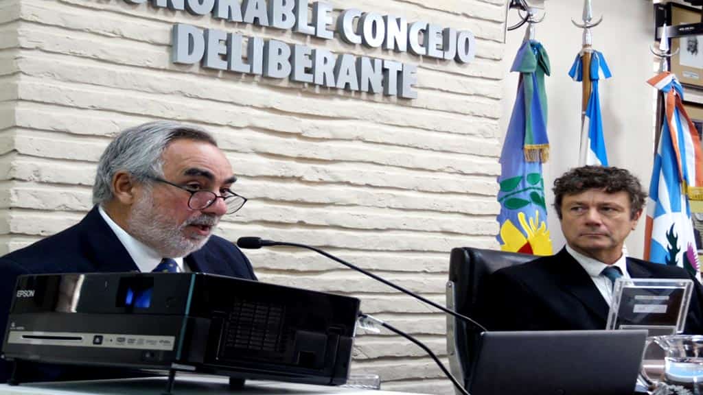 EL INTENDENTE MIGUEL ÁNGEL FERNANDEZ INAUGURÓ EL PERÍODO DE SESIONES ORDINARIAS