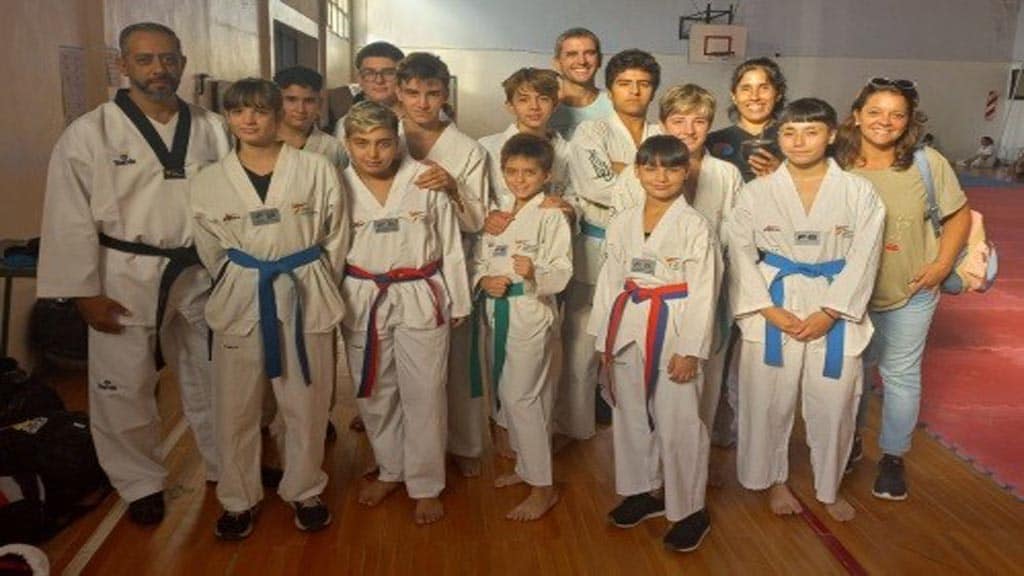 ALUMNOS/AS DE LA ESCUELA MUNICIPAL DE TAEKWONDO PARTICIPARON DE UN CAMPUS DE ENTRENAMIENTO