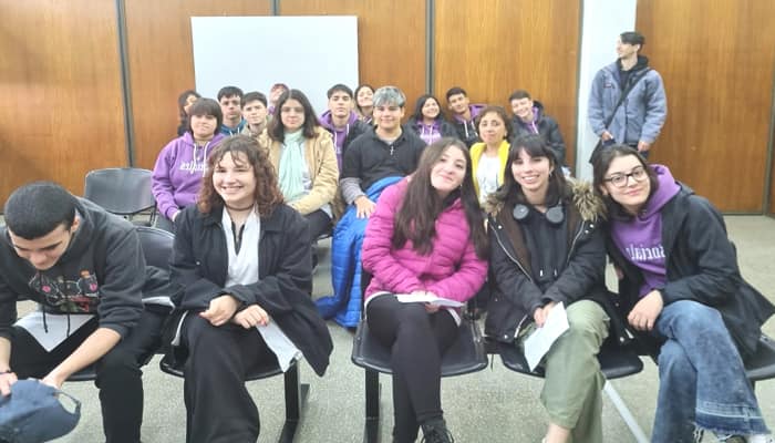 El juez Pellegrino brindó una charla a los alumnos del colegio República de El Salvador