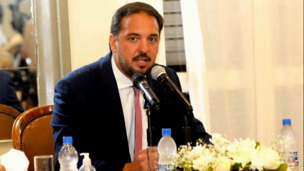 ¡¡¡No habrá cabarets en la capital Pampeana!!!