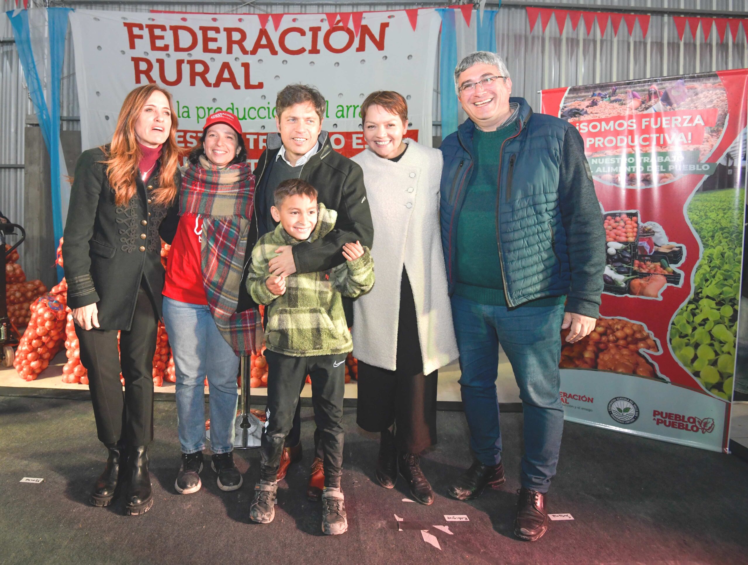 Axel Kicillof y la Federación Rural para la Producción y el Arraigo, inauguraron una planta empaquetadora de cebollas