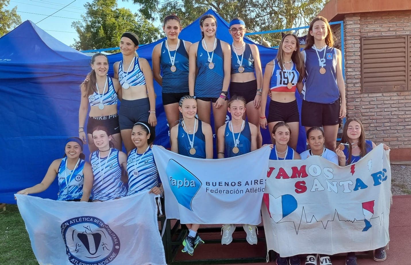 ATLETAS VILLEGUENES NACIONAL U16 GANAN Y ROMPEN RECORDS