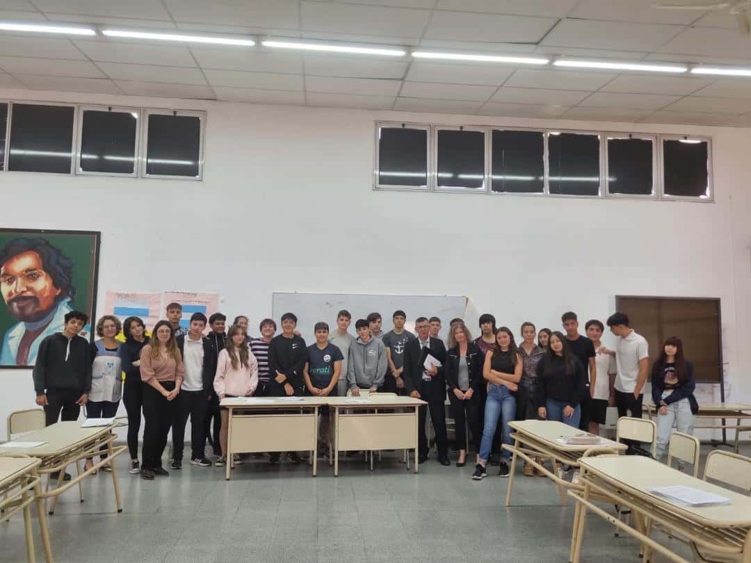 2 colegios de Victorica realizaron un simulacro de debate oral y público el marco del programa “Educación + Justicia”