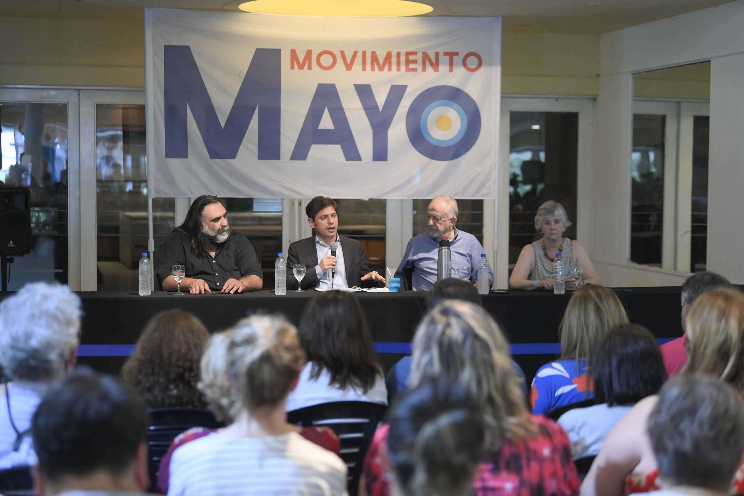 Kicillof participó del plenario de cierre de año del Movimiento Mayo
