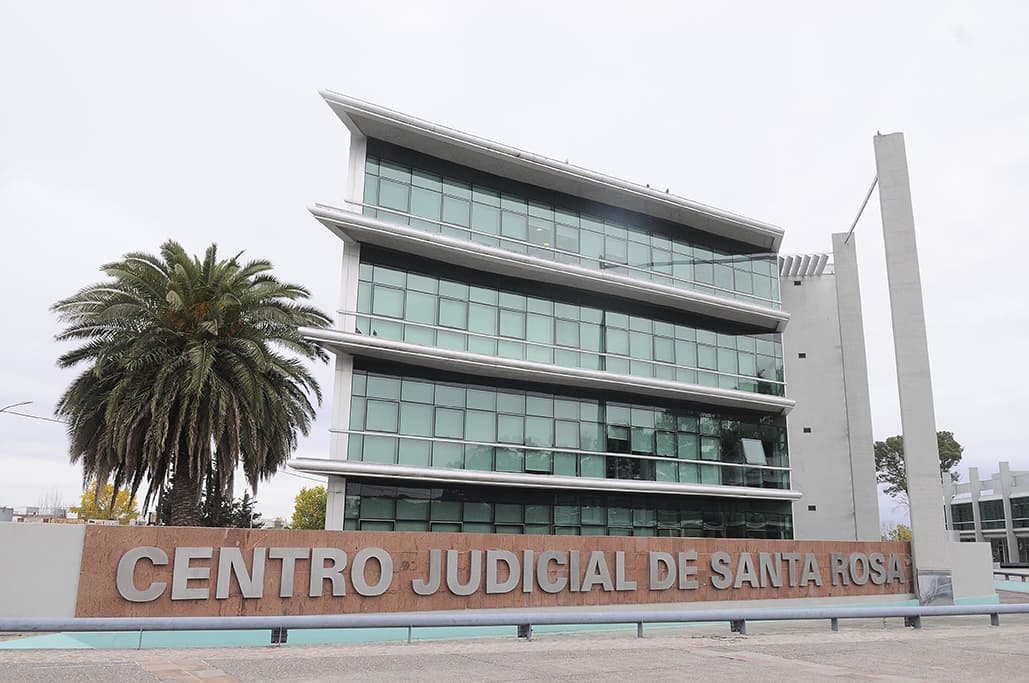 UNIÓN CONVIVENCIAL: HAY QUE DEMOSTRAR EL “DESEQUILIBRIO MANIFIESTO”