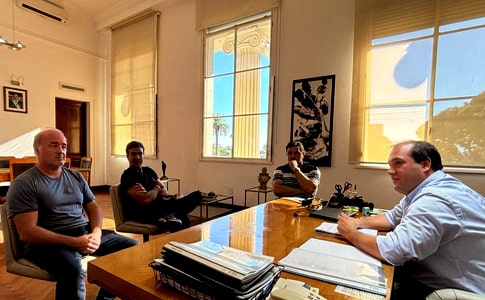 Francisco Recoulat se reunió con los responsables del desarrollo parque industrial y logístico  de 30 de agosto