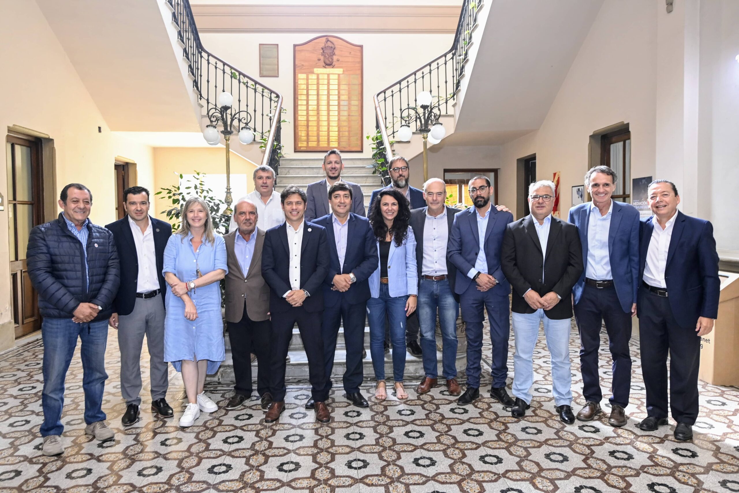 Kicillof inauguró obras de pavimentación y una nueva estación transformadora en Coronel Suárez