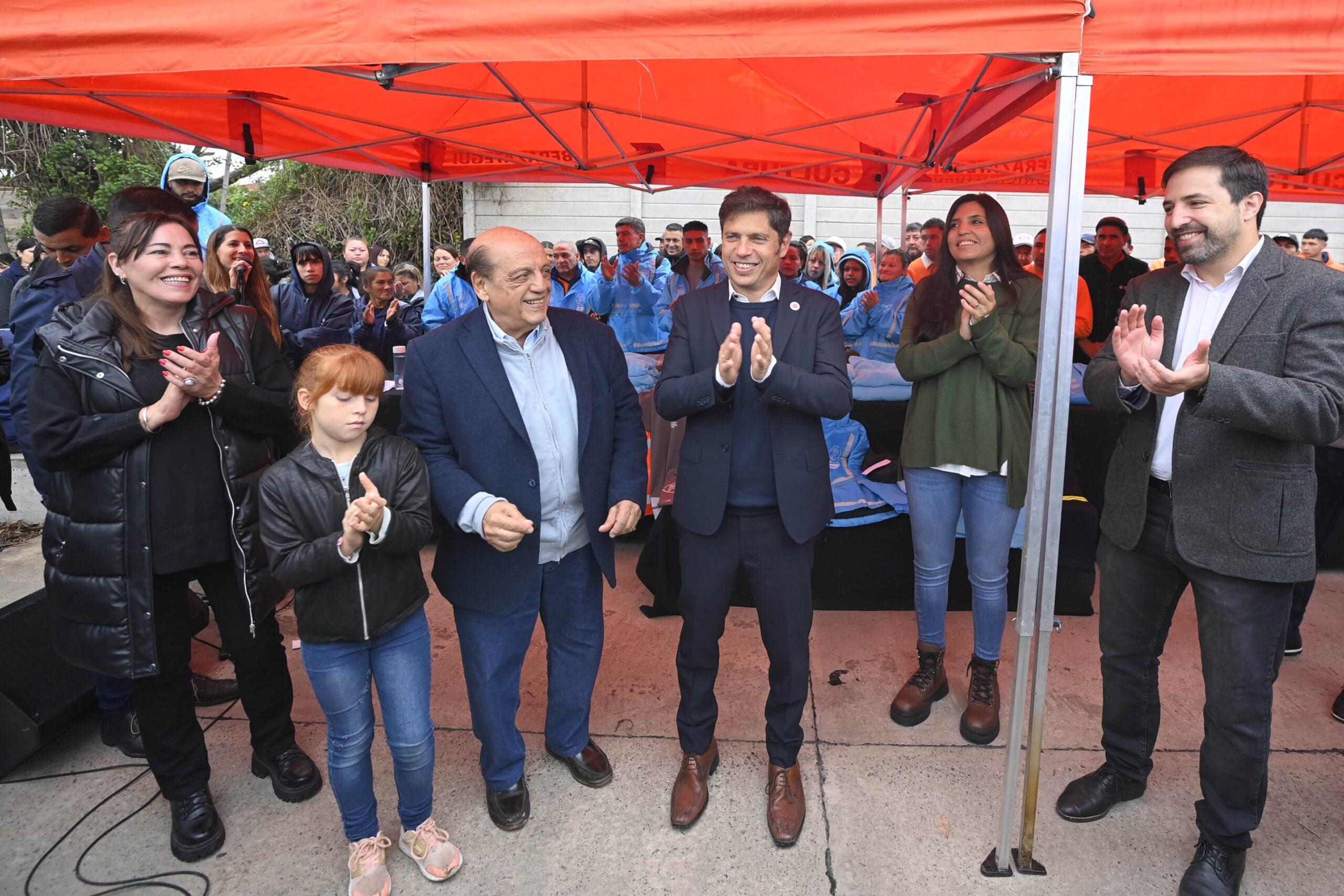 Kicillof y Mussi inauguraron obras de pavimentación en Berazategui