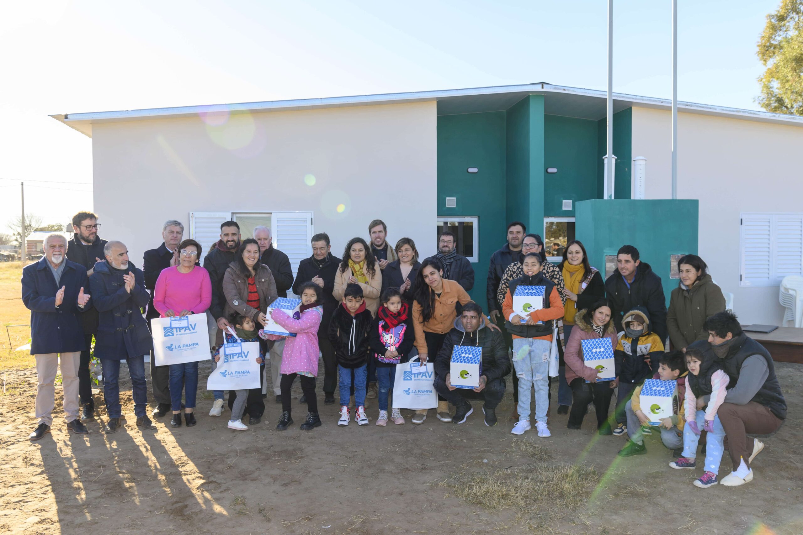 El gobernador Sergio Ziliotto fortalece política de viviendas en La Pampa