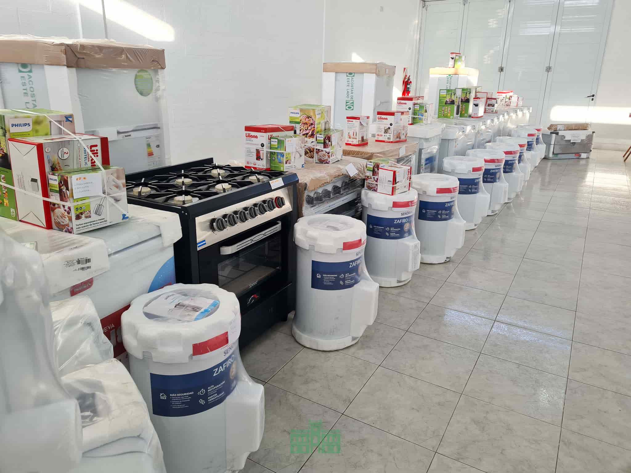 Juanci Martínez Impulsa Mejora en las Instituciones Educativas con Entrega de Equipamiento