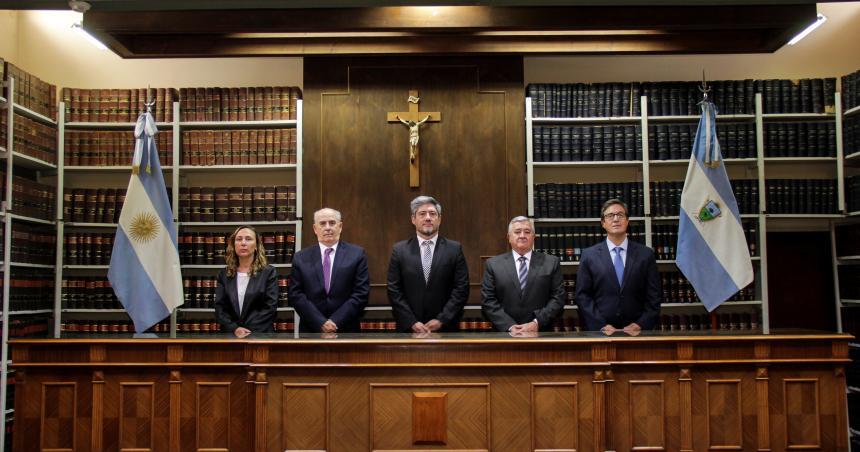 «El STJ confir­ma el Privilegio del Poder Judicial en Materia de Ganancias»