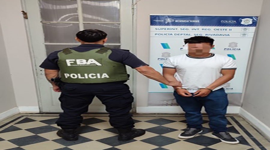 Detención de Hombre de 26 Años en Casos de Desobediencia Flagrante