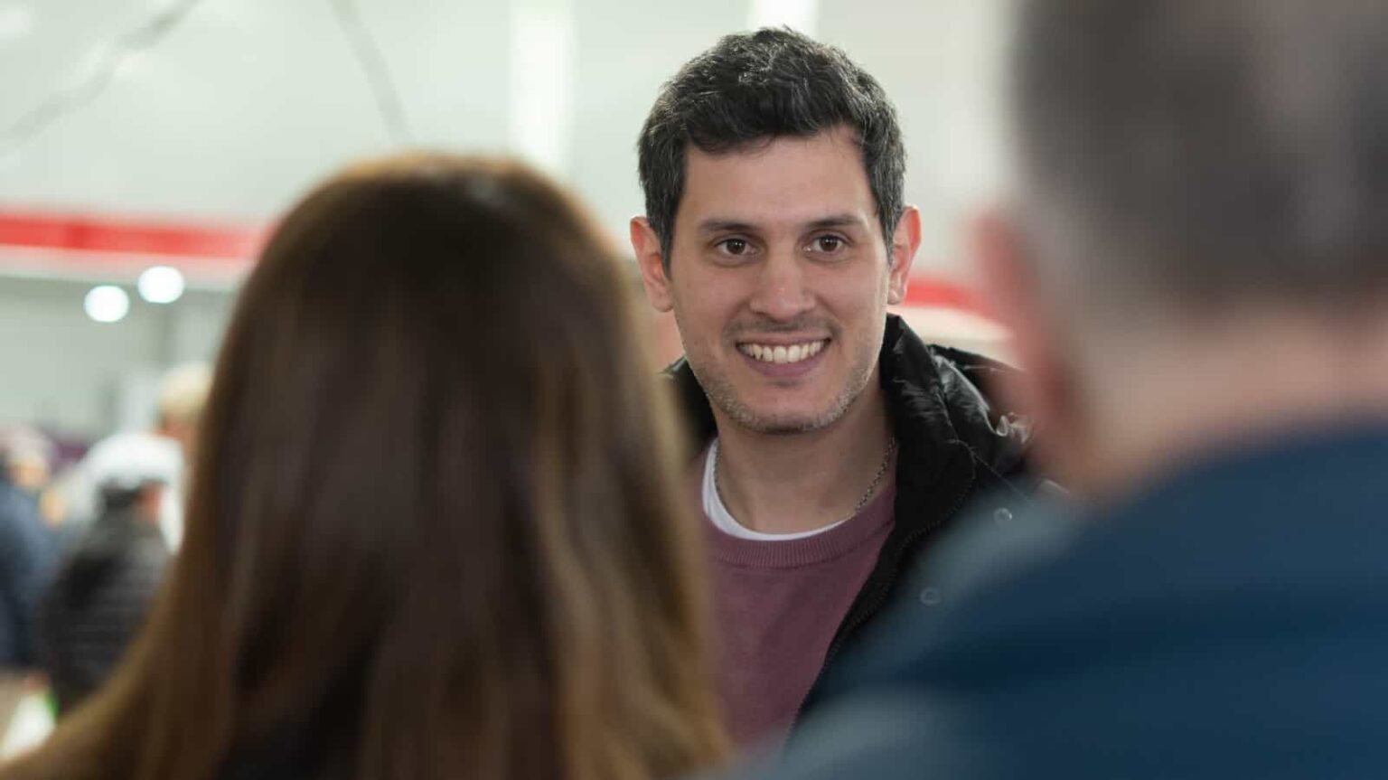 Guidugli recorrió la Expo Apícola de Doblas y destacó “la importancia de fortalecer la producción pampeana”